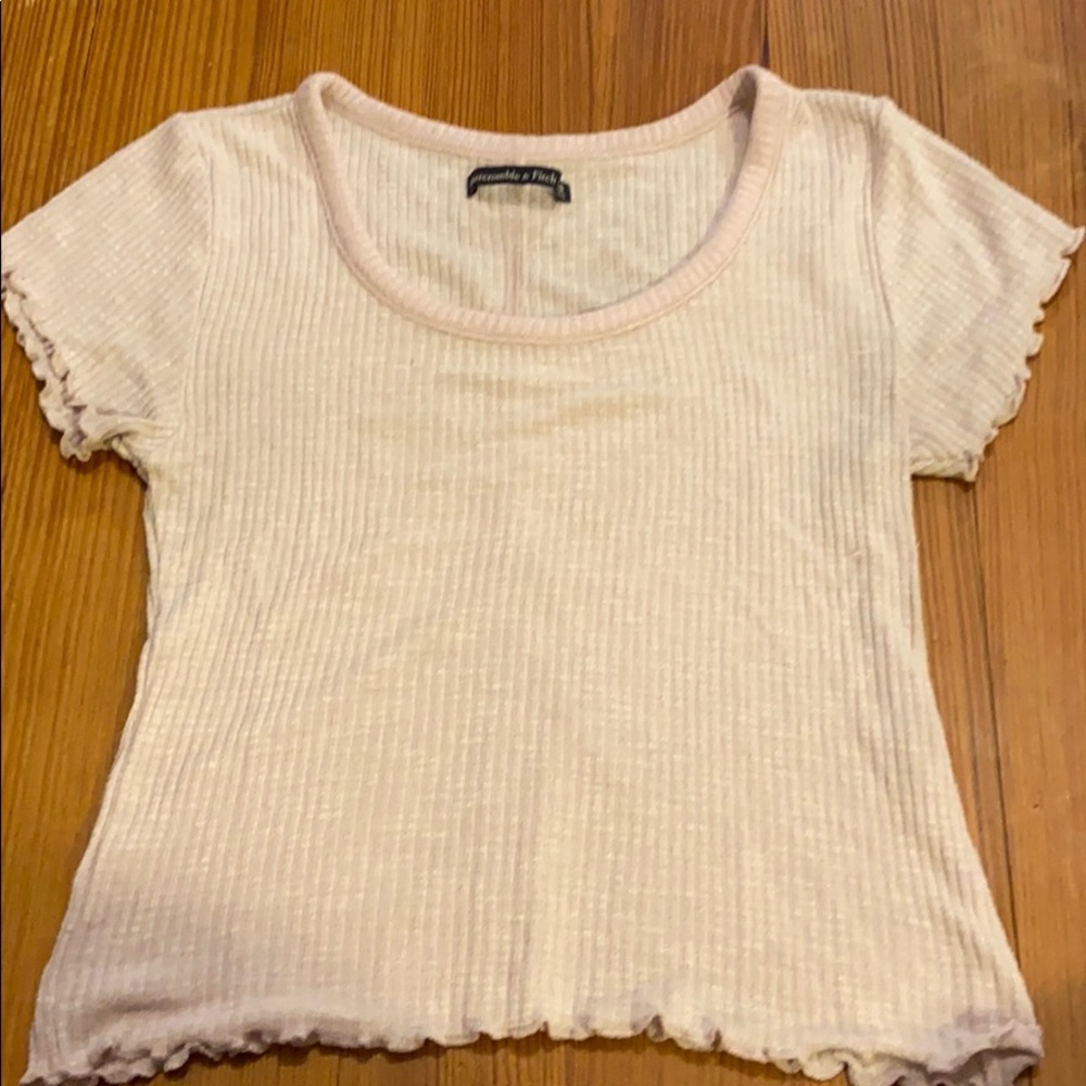 nwot abercrombie and fitch baby pink soft tee